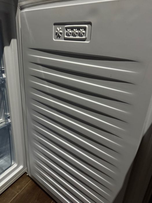 Zamrazarka Fz133.3AA