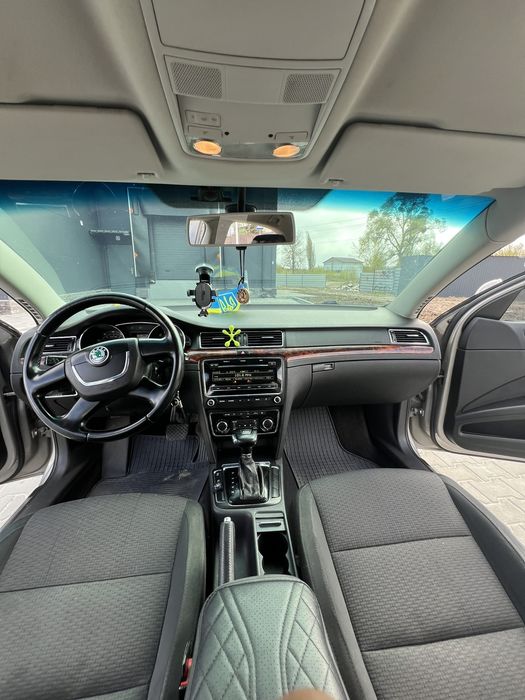 Продам Skoda superb
