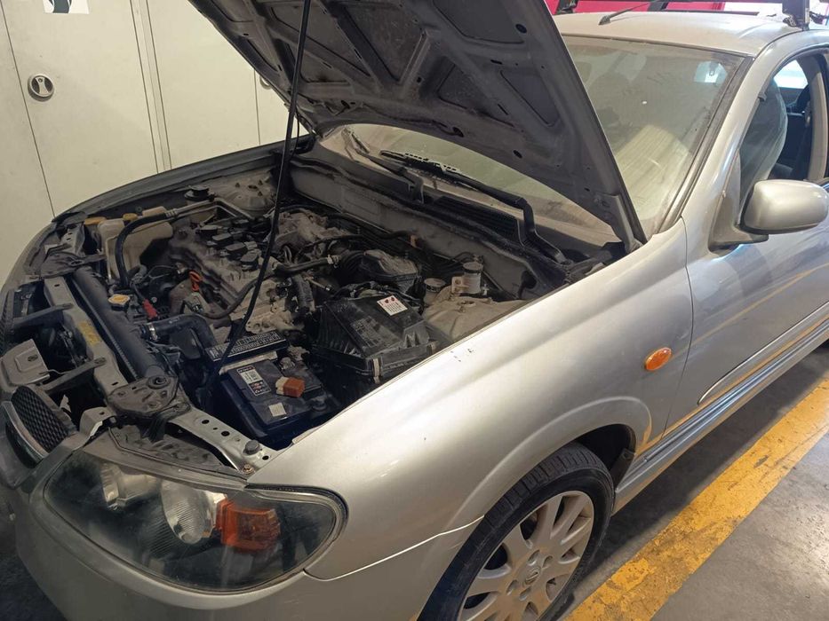 Lote 2 Carros p/ Peças: Honda Civic IMA + Nissan Almera (2005)