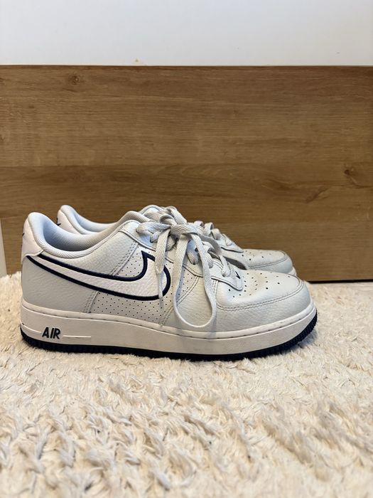 Buty Nike Air Force 1 bialo granatowe 40