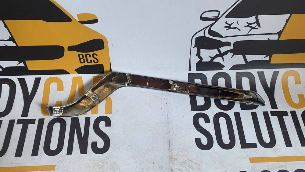 Стрейп переднього бампера (хром) лівий FORD EXPLORER 2018-19