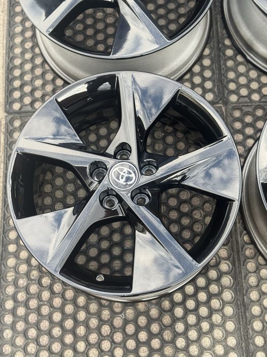 Ном 180 132 диски оригінал Toyota camry corolla avensis avalon rav4 highlander venza lexus es is gs rx nx ux 5 114,3 r18