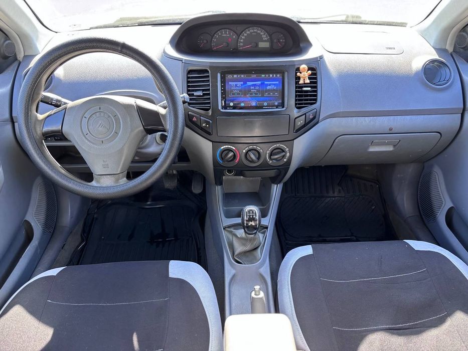 Geely MK 2 2012  150 тыс.км  кондиционер гур