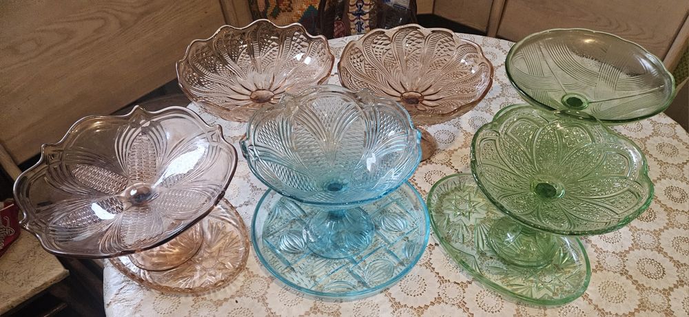 Стопка цветное стекло. Стопка мерная 50 грамм. Цена 7 коп. СССР