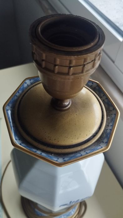 Candeeiro de mesa Vista Alegre, decoração Viana, em porcelana portugue