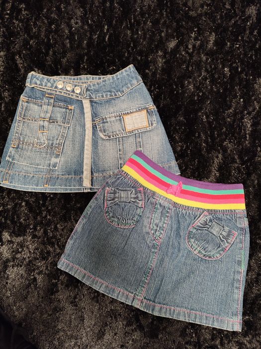 2 śliczne spódniczki jeansowe FIRMOWE r.92-98