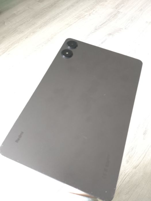Продам redmi pad pro на 256 гб в гарному стані