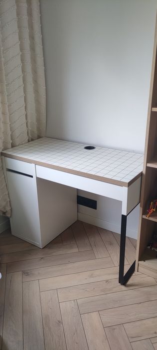 Biurko IKEA MICKE biały/antracyt