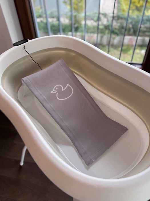Wanienka PRIMABOBO składana dla dziecka ze stojakiem – beżowa