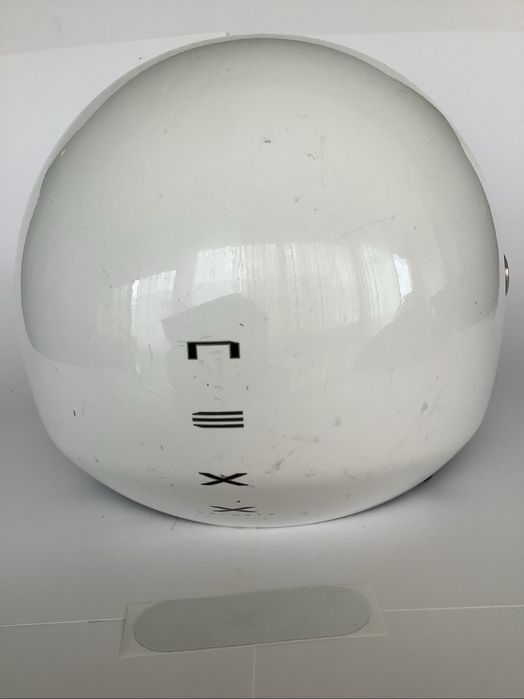 Capacete NEXX Vision branco.