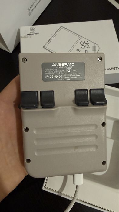 Портативна ігрова консоль Anbernic RG35XX 64GB Сіра