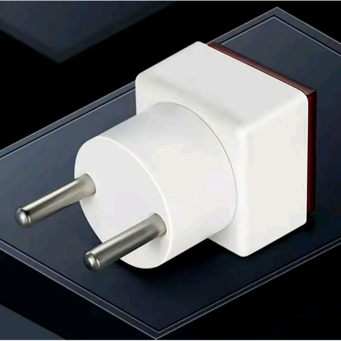 Продам вольтметр цифровий в розетку.В наличии