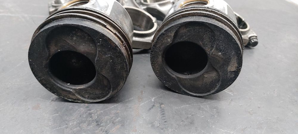 Pistão de motor AUDI A4 (8E2, B6)