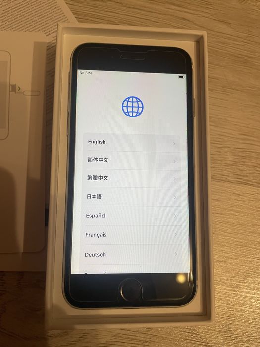 iPhone SE white 64GB + case + pudełko