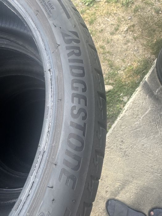 Шини 225/40 R19 Bridgestone Turanza T005