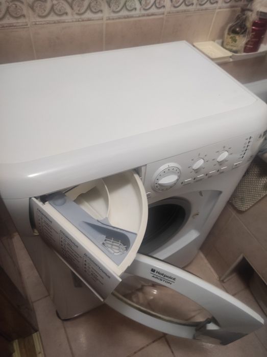 Пральна машина Hotpoint Ariston