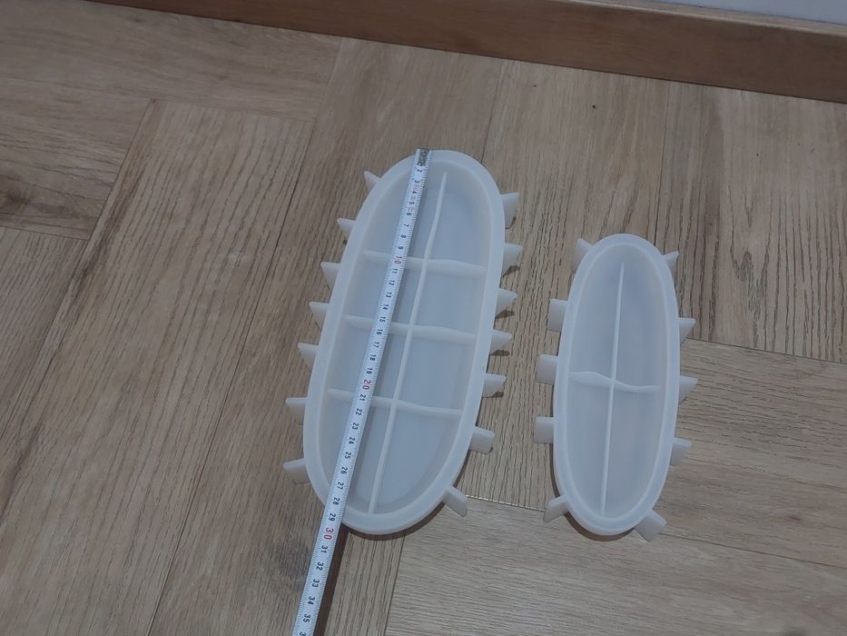 Formy silikonowe do odlewów – owalne tace 30 i 22 cm – zestaw 2 szt.