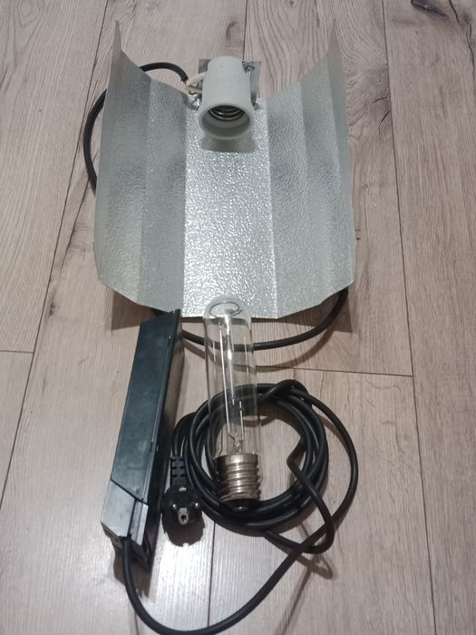 Odbłyśnik statecznik zarówka  Philips 100w
