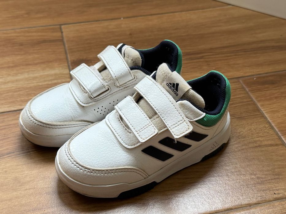 Buty Adidas dziecięce r.26
