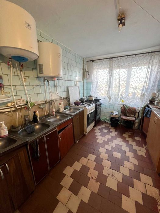 Продаж кімнати в гуртожитку р-н Київська
