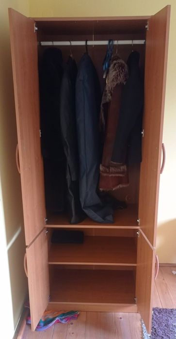 Szafa w bdb stanie 75 x 50 x 205