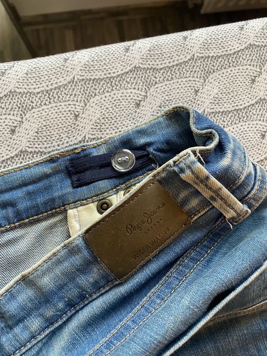 Spodnie Pepe Jeans 34