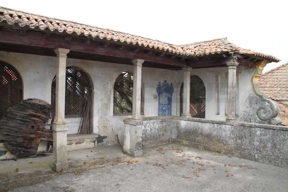 Moradia apalaçada para venda a 10 minutos do centro de Aveiro