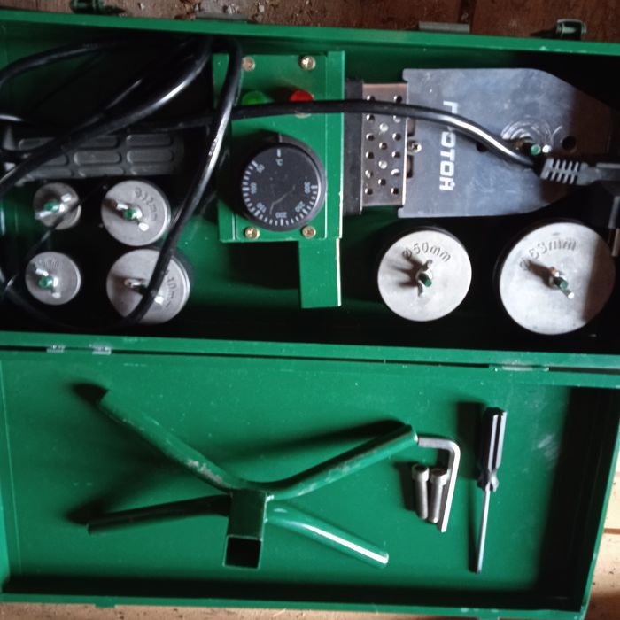 Паяльнік для пайки труб протон