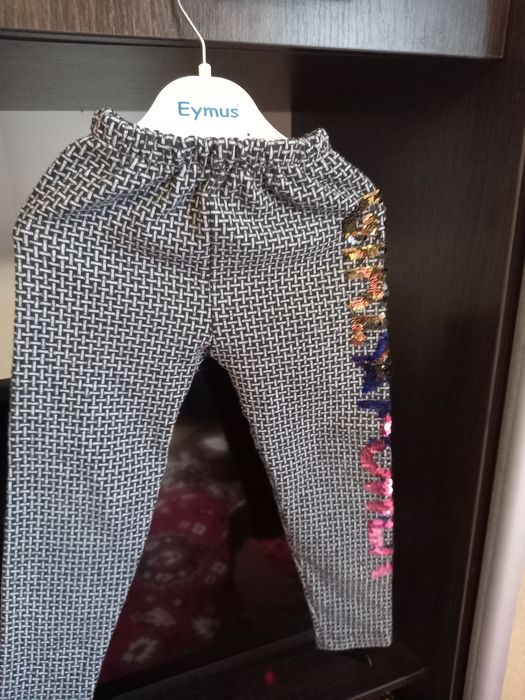 Куртки для дівчинки