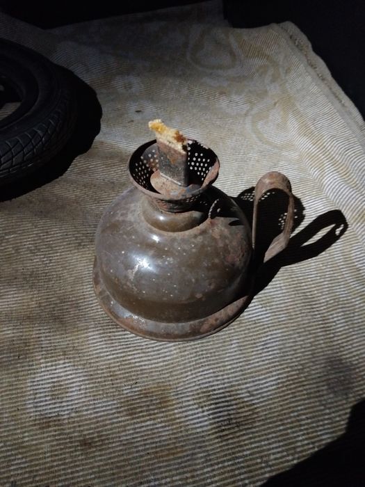 Керосиновая лампа