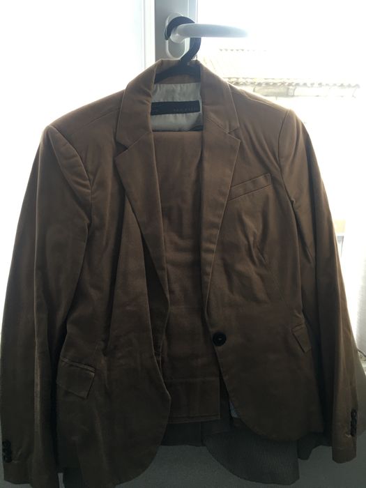 Blazer tamanho M praticamente novo425768934347919362