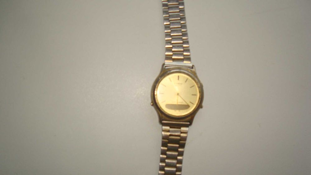 Кварцевие часи Casio