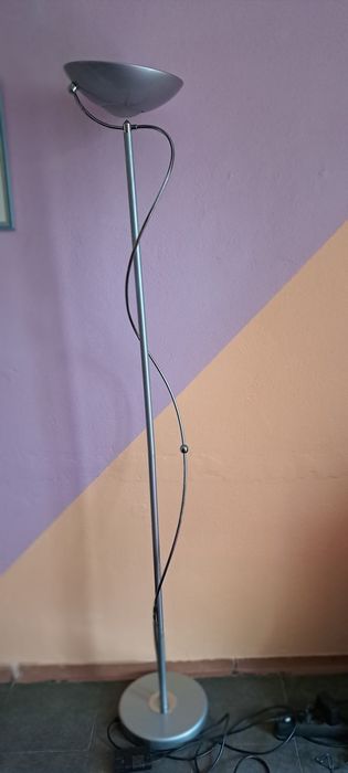 Lampa stojąca /kolr srebrny