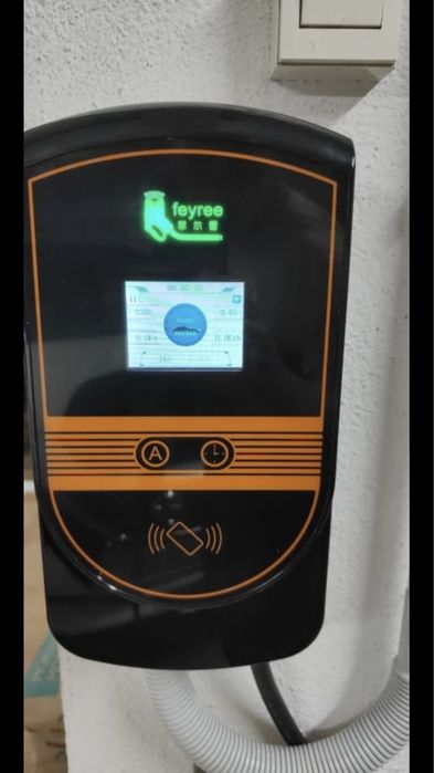 Wallboox 7,4 kw - 32 A monofasico - com wifi, rfid - novo