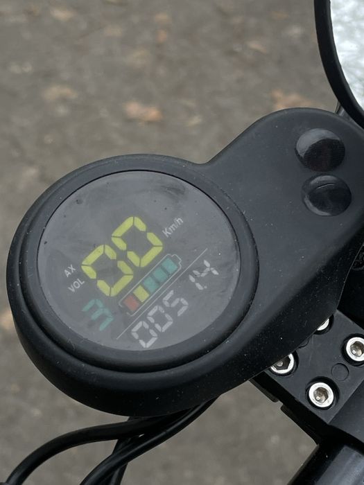 Самокат tesla 800w 48V