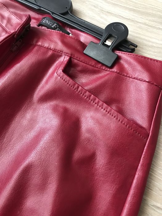 Жіночі штани