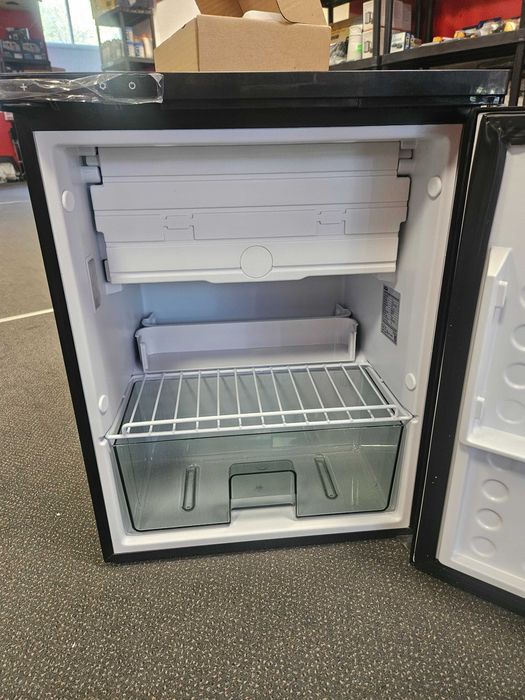 Lodówka kompresorowa MC Camping -65L