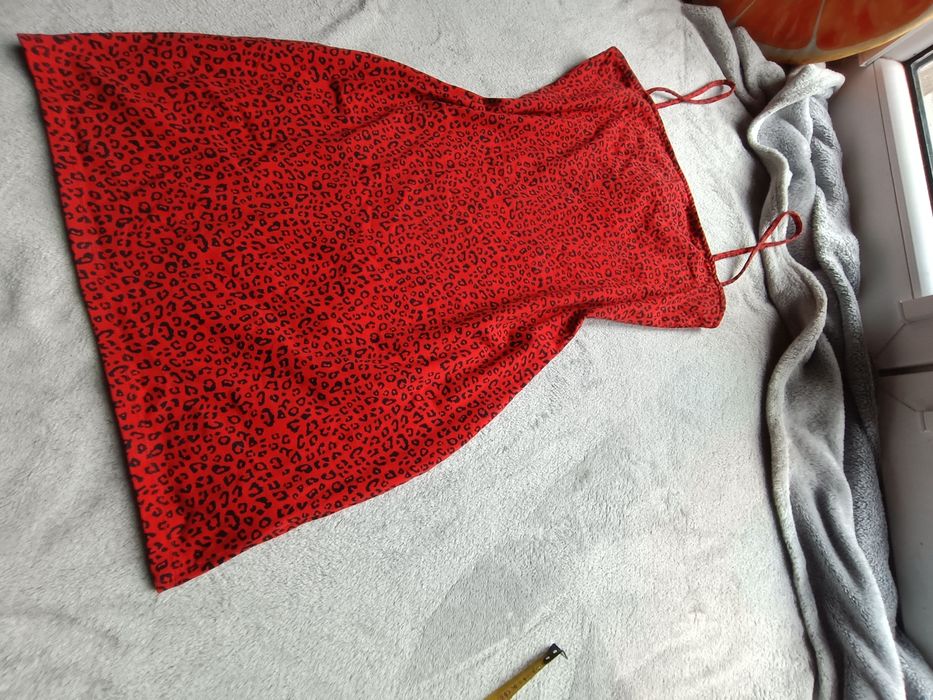 Sukienka obcisła xxl h&m czerwona w centki