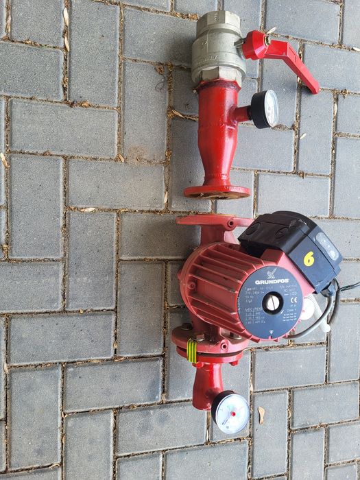 Pompa CO Grundfos UPS 40-120F