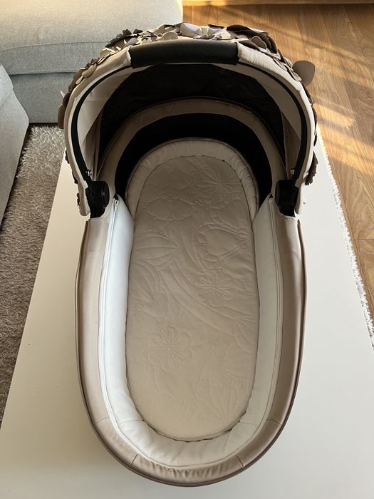 Gondola cybex mios simply flowers beige