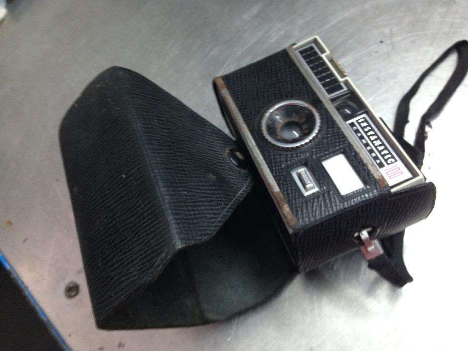 Kodak Instamatic 100 Camera64738674864769123