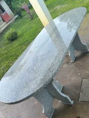 Mesa em granito negociável