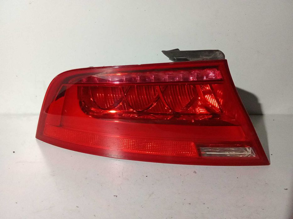FAROLIM LADO ESEQUERDO AUDI A7 SPORTBACK 2012
