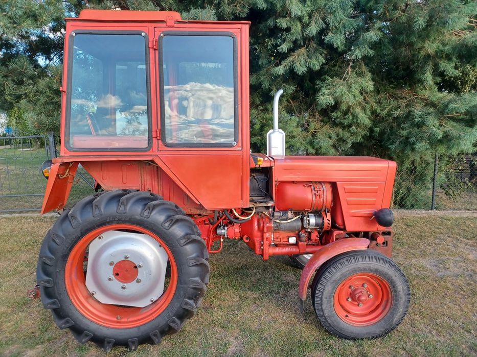 Ciągnik WładimirecT25