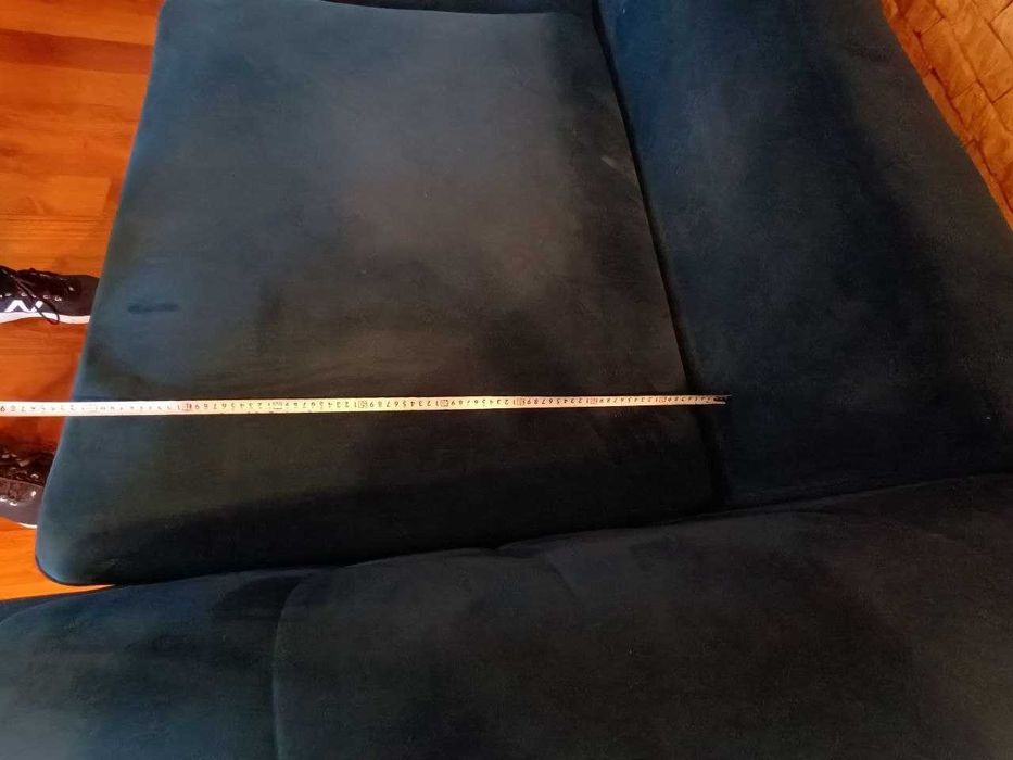 Sofa granatowa Agata Meble – stan idealny – spanie 150x200 + pojemnik