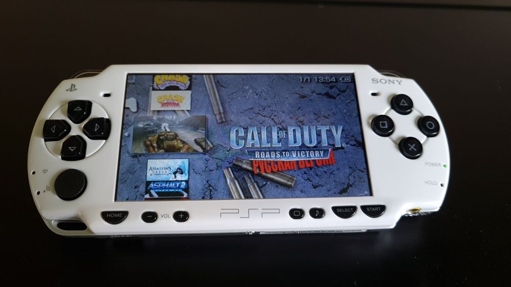 Приставка Sony PSP 2000 white 32gb