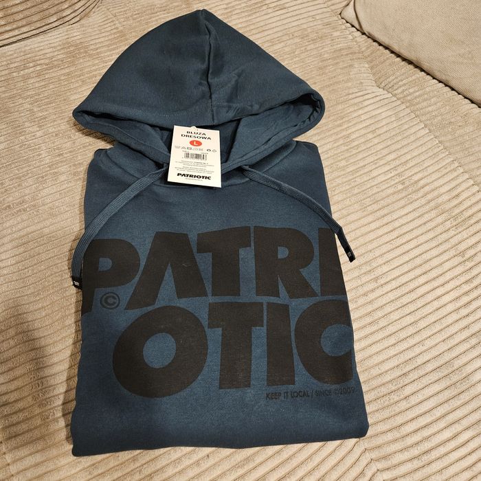 Prezent. Nowa  Bluza męska Patriotic. Rozmiar L