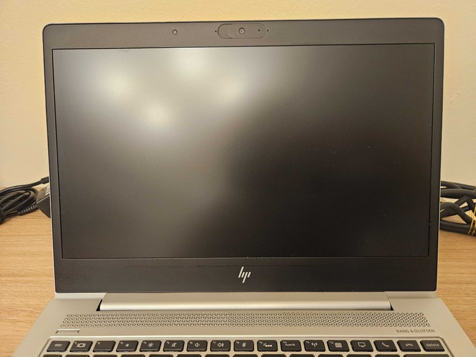 laptop HP EliteBook 830 G5 wraz ze STACJĄ DOKUJĄCĄ 230W. i5-8gen,512+8