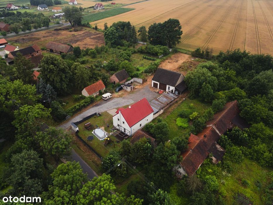 Mieszkaj i prowadź biznes! Dom 250m² + Hala 150m²