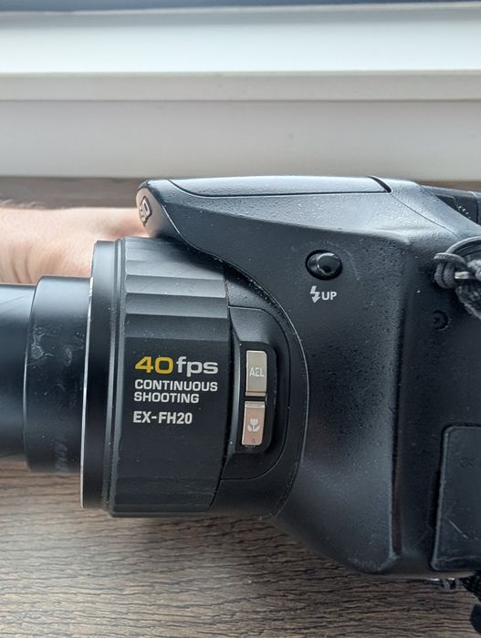 Aparat Elixim Casio 20* zoom optyczny